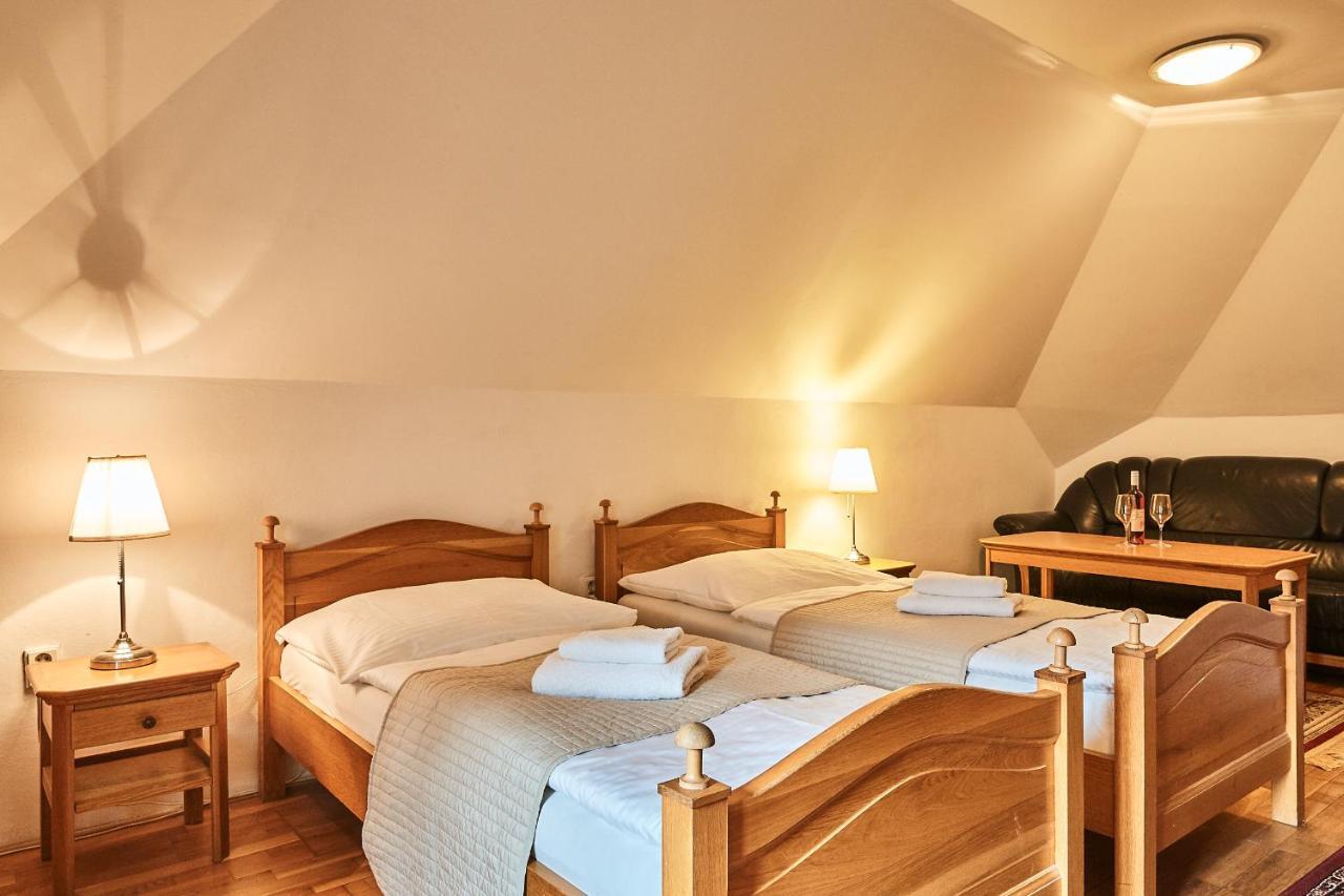 Salamander Hotel Banska Stiavnica Ngoại thất bức ảnh