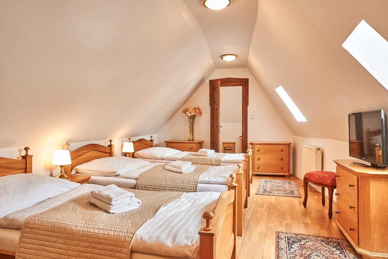 Salamander Hotel Banska Stiavnica Ngoại thất bức ảnh